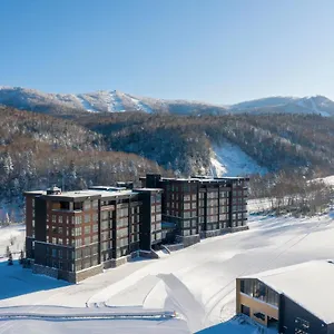 Aparthotel Yu Kiroro, Ski-in Ski-out Luxury Residences, Akaigawa